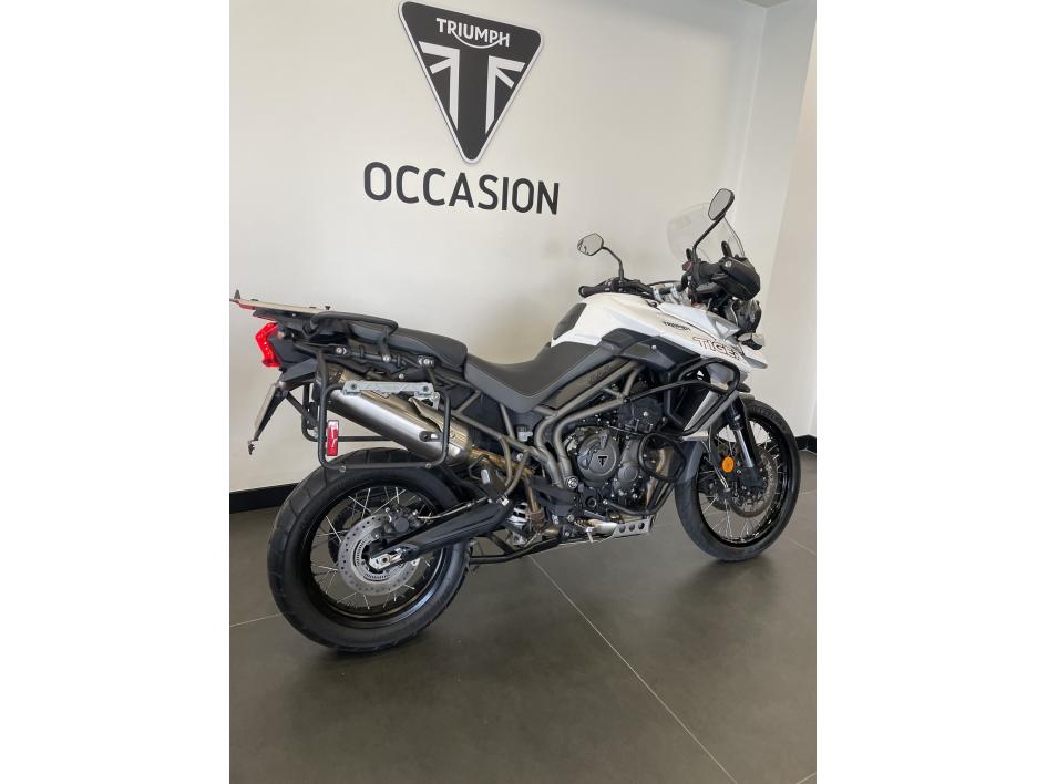 TRIUMPH TIGER 800 XCA