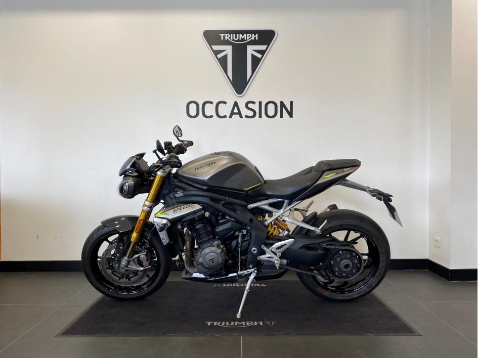 TRIUMPH SPEED TRIPLE 1200 RS