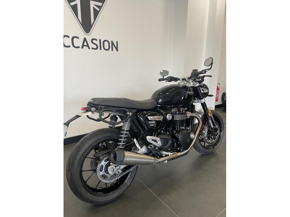 TRIUMPH SPEED TWIN 1200