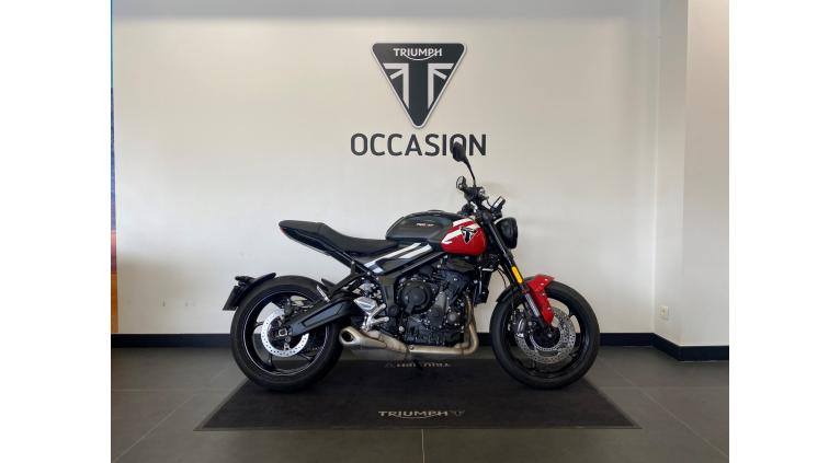 TRIUMPH TRIDENT 660