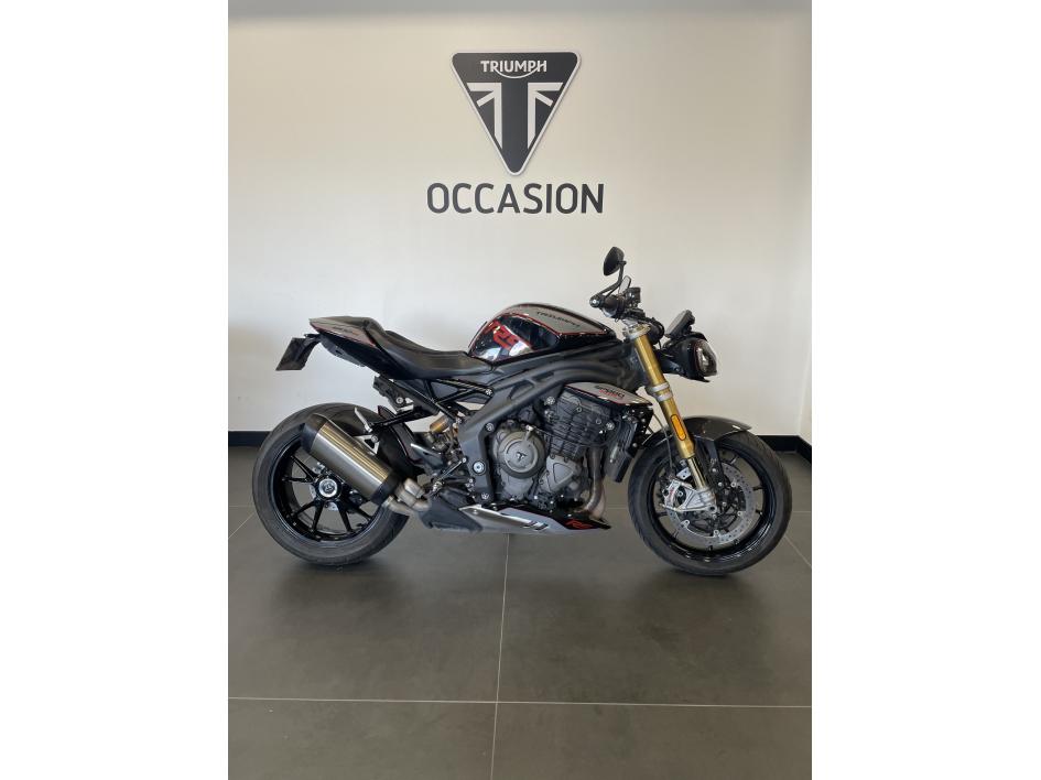 TRIUMPH SPEED TRIPLE 1200 RS