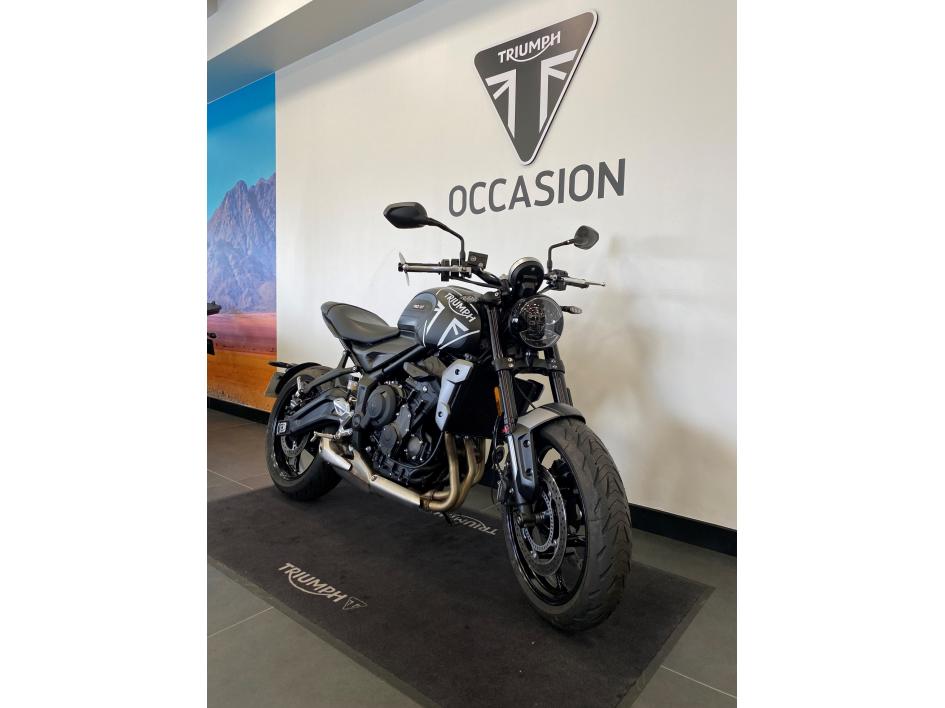 TRIUMPH TRIDENT 660