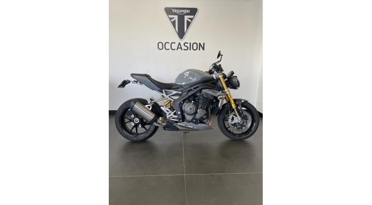 TRIUMPH SPEED TRIPLE 1200 RS