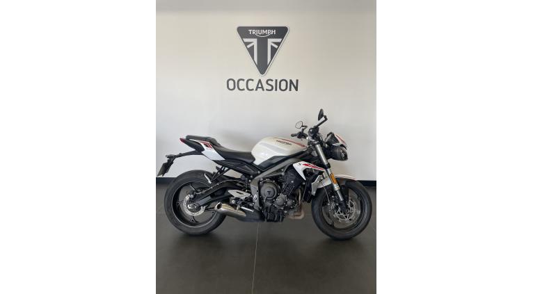 TRIUMPH STREET TRIPLE 660 S A2