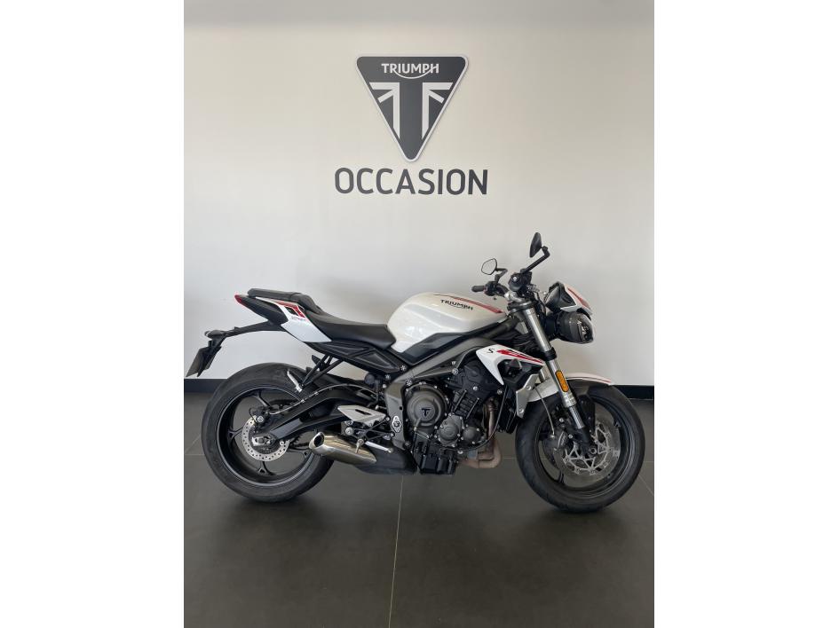 TRIUMPH STREET TRIPLE 660 S A2