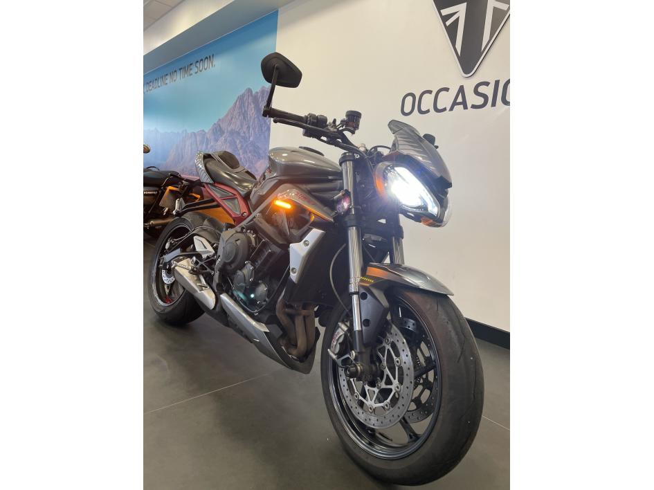TRIUMPH STREET TRIPLE 765 RS