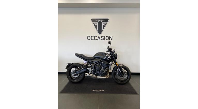 TRIUMPH TRIDENT 660